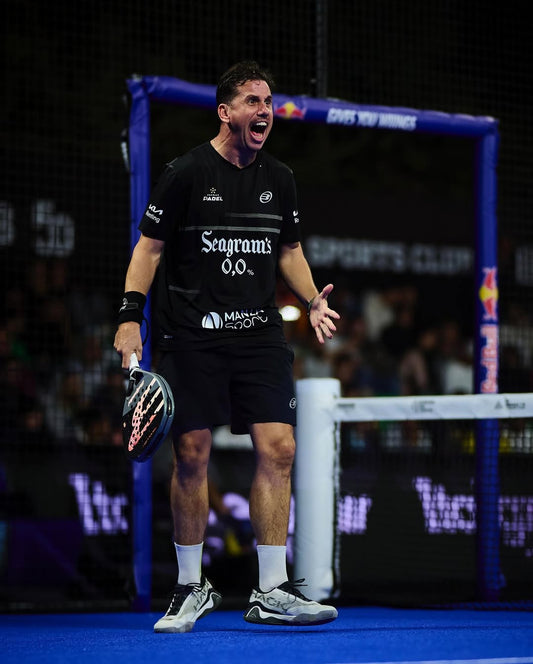 Bullpadel Hack 04 2026 by Paquito Navarro + Tarro de Pelotas + Grip