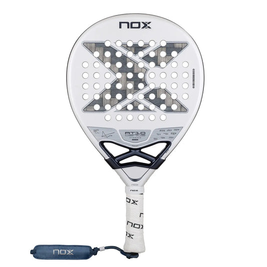 Nox AT10 Genius 12K Alum Xtreme LITE 2026 + Funda + Tarro de Pelotas + Grip