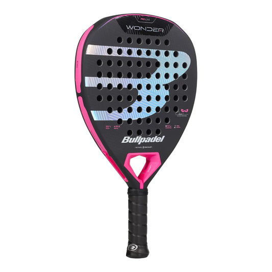 Bullpadel Wonder 2027 Claudia Fernandez + Tarro de Pelotas + Grip