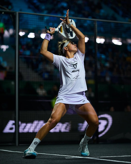 Bullpadel Pearl 2026 by Bea González + Tarro de Pelotas + Grip